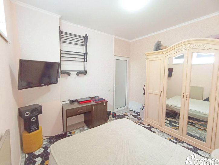 2-комн квартира ул Лазурная, 10 1,  д. 10 1,  к. 1