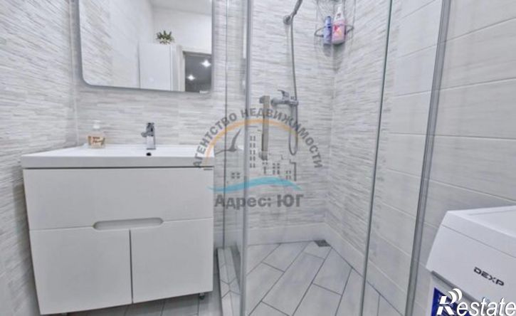 2-комн квартира ул Крылова, 13 2,  д. 13 2,  к. 2