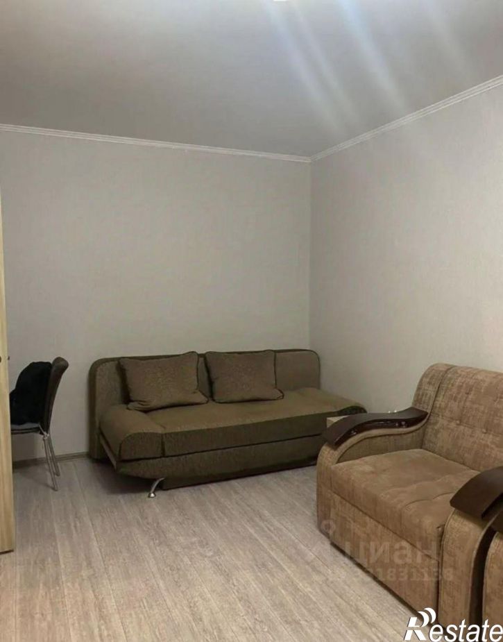 1-комн квартира ул Адмирала Пустошкина, 22 7,  д. 22 7,  к. 7