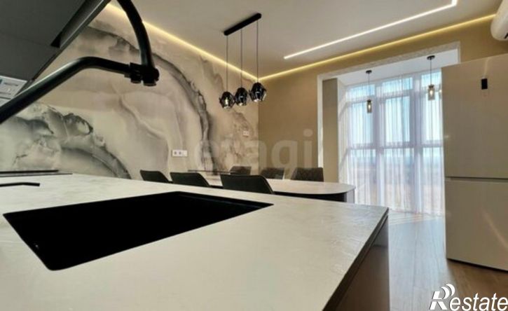 3-комн квартира ул Адмирала Пустошкина, 22 2,  д. 22 2,  к. 2