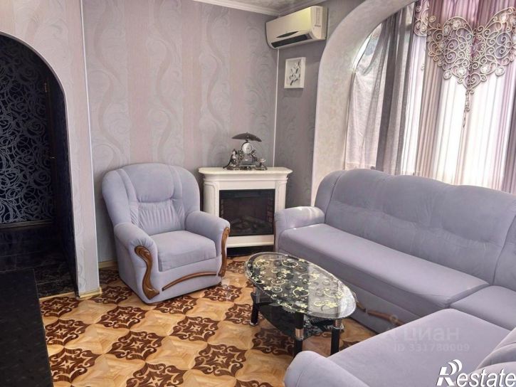 2-комн квартира ул Самбурова, 207,  д. 207
