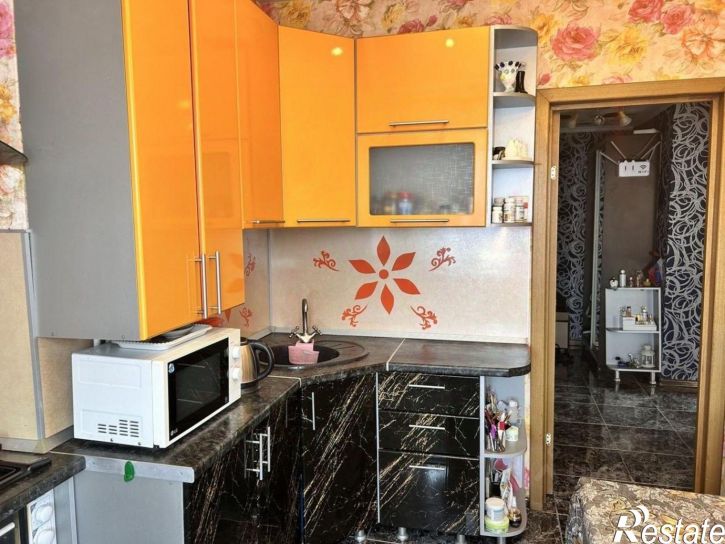 2-комн квартира ул Самбурова, 207,  д. 207