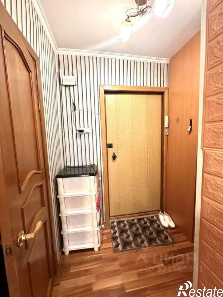 2-комн квартира 12-й микрорайон, 6