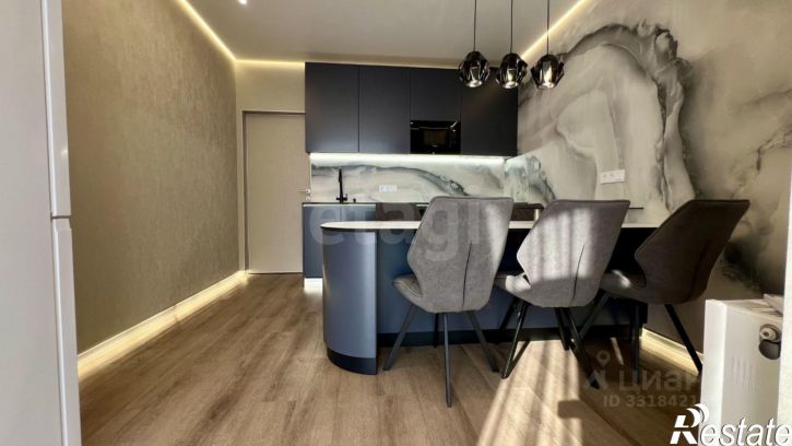 3-комн квартира ул Адмирала Пустошкина, 22 2,  д. 22 2,  к. 2