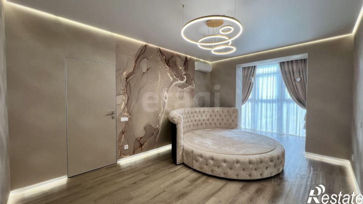 3-комн квартира ул Адмирала Пустошкина, 22 2,  д. 22 2,  к. 2