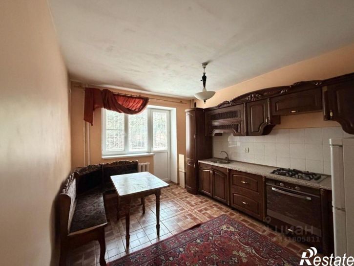 3-комн квартира ул Самбурова, 258,  д. 258
