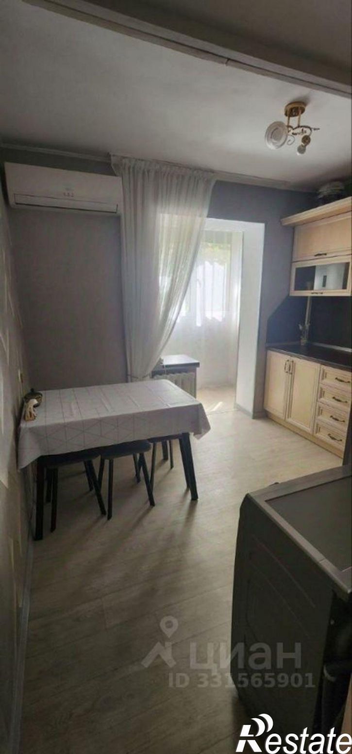 2-комн квартира ул Стахановская, 5,  д. 5