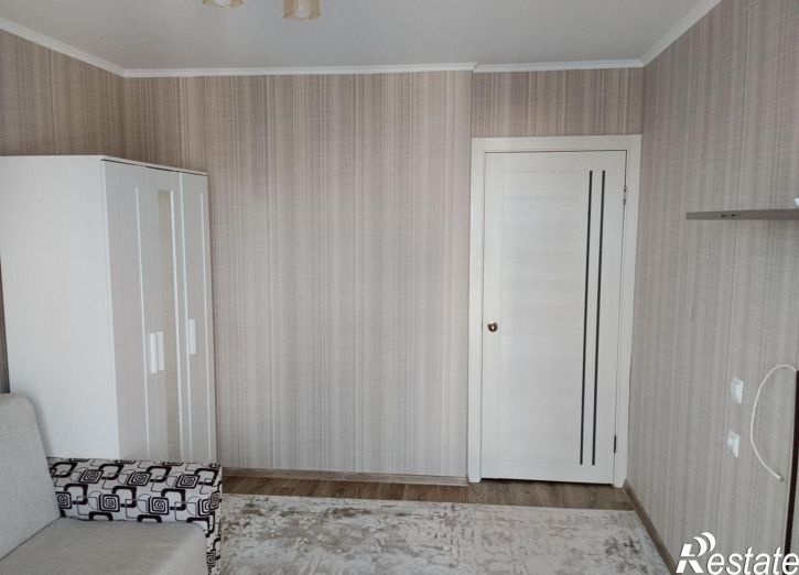 3-комн квартира улица Адмирала Пустошкина, 22к4