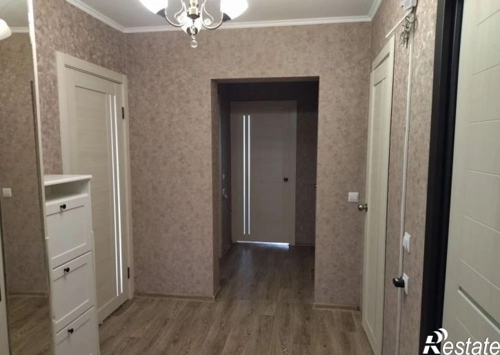 3-комн квартира улица Адмирала Пустошкина, 22к4