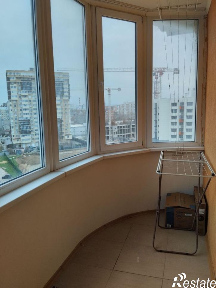 1-комн квартира улица Крылова, 17к4