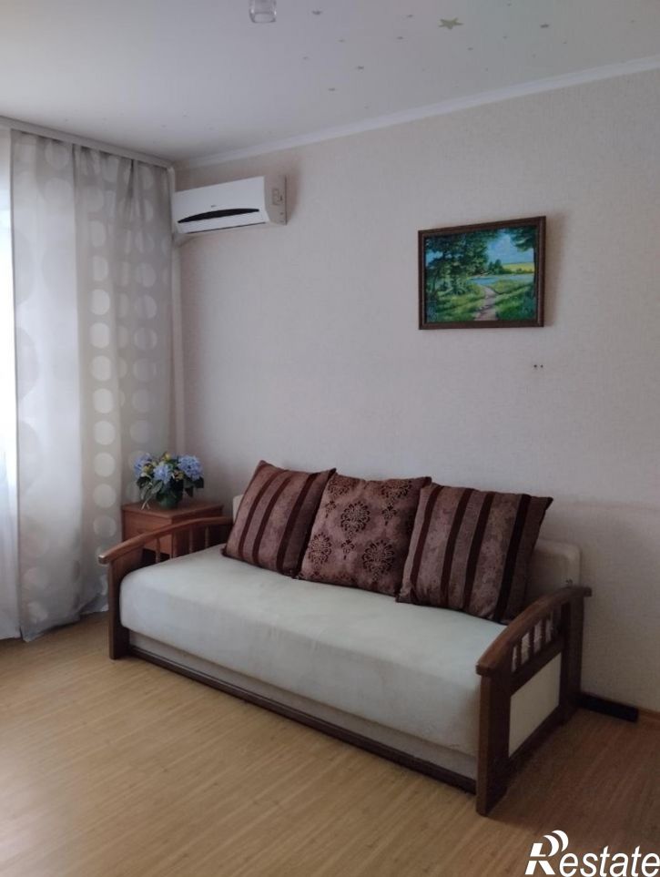 1-комн квартира улица Крылова, 17к4