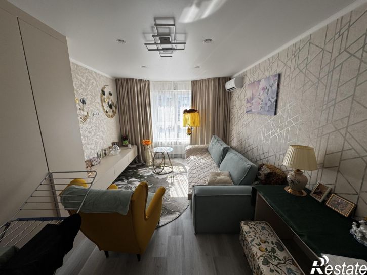 2-комн квартира улица Крылова, 13к2