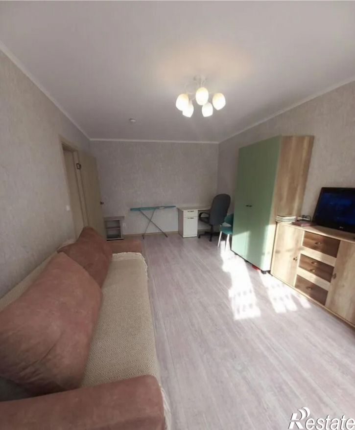 1-комн квартира улица Адмирала Пустошкина, 14