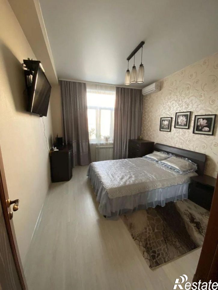 2-комн квартира Крымская улица, 51