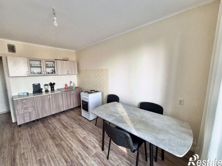 3-комн квартира ул Адмирала Пустошкина, 22 6,  д. 22 6,  к. 6