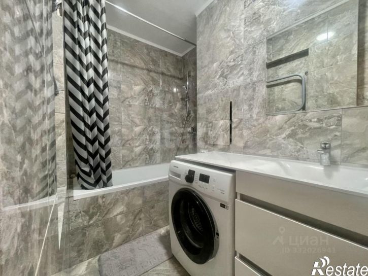 2-комн квартира ул Адмирала Пустошкина, 16,  д. 16