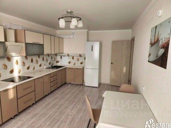 3-комн квартира ул Адмирала Пустошкина, 22 10,  д. 22 10,  к. 10