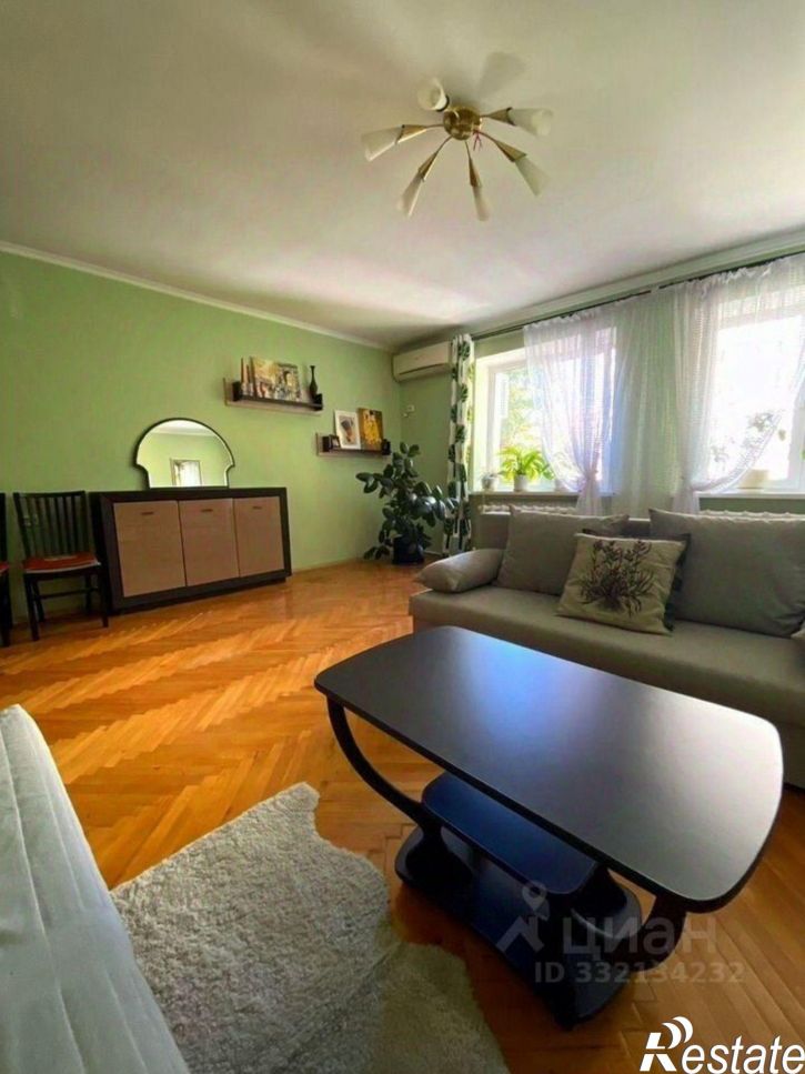 3-комн квартира ул Астраханская, 86,  д. 86