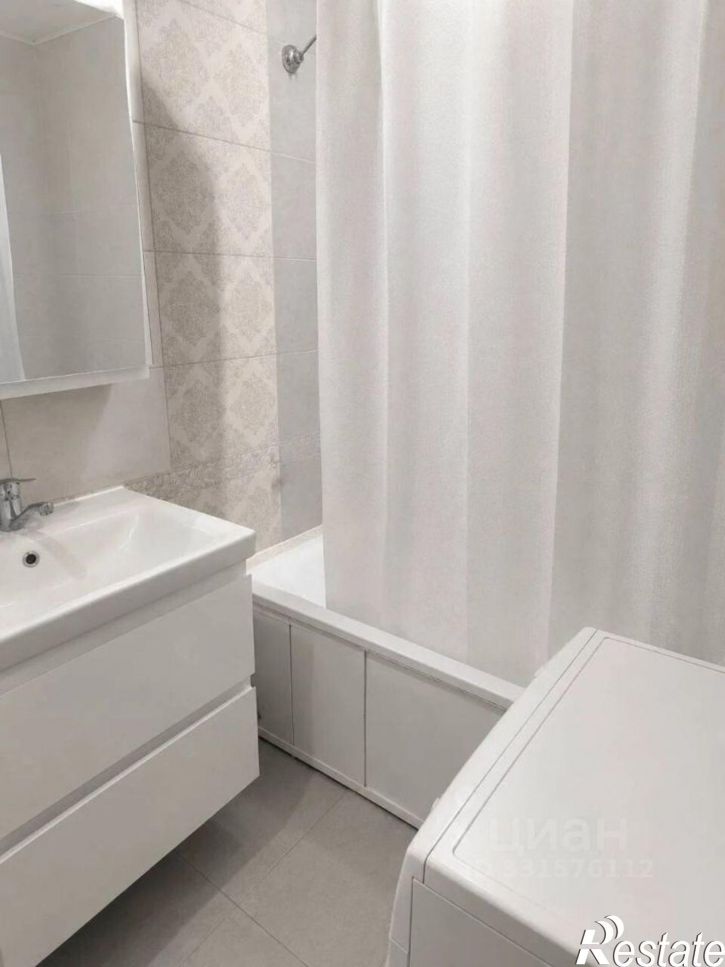 1-комн квартира ул Адмирала Пустошкина, 22 1,  д. 22 1,  к. 1