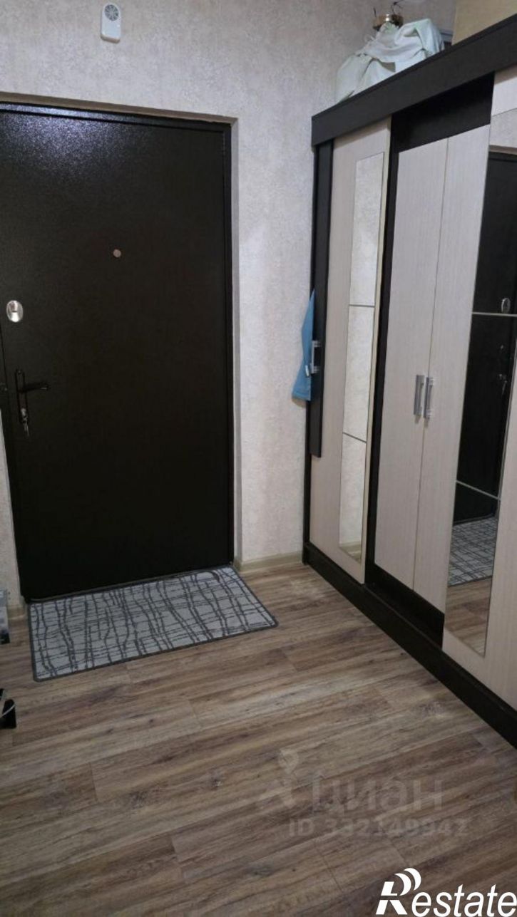 1-комн квартира ул Адмирала Пустошкина, 22 4,  д. 22 4,  к. 4