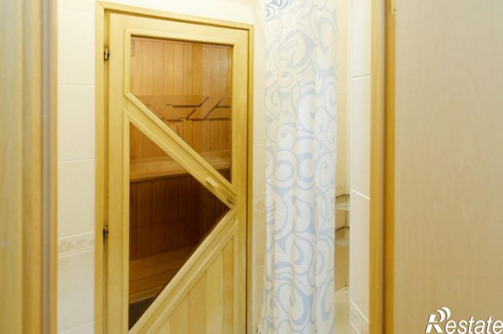 2-комн квартира улица Горького, 58А