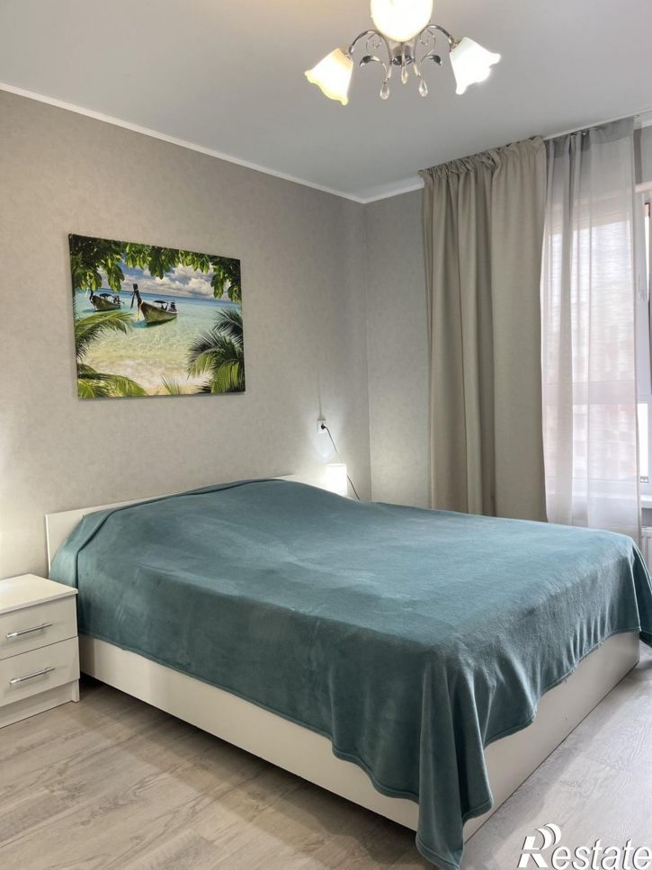 2-комн квартира улица Крылова, 13к3