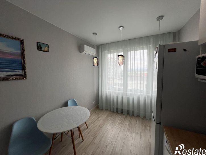 2-комн квартира Анапское шоссе, 24к7