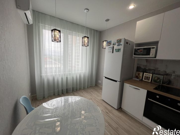 2-комн квартира Анапское шоссе, 24к7