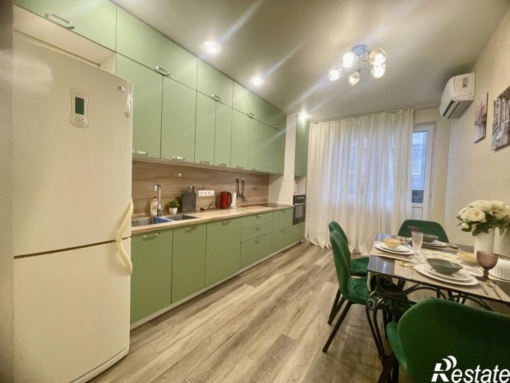 2-комн квартира улица Омелькова, 93