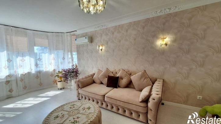 2-комн квартира улица Крылова, 17к5