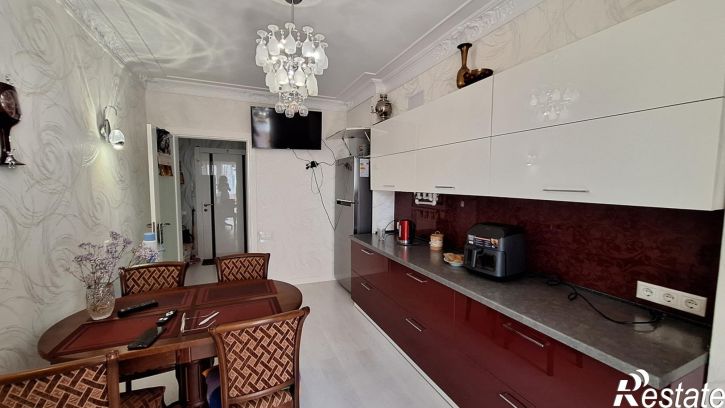 2-комн квартира улица Крылова, 17к5