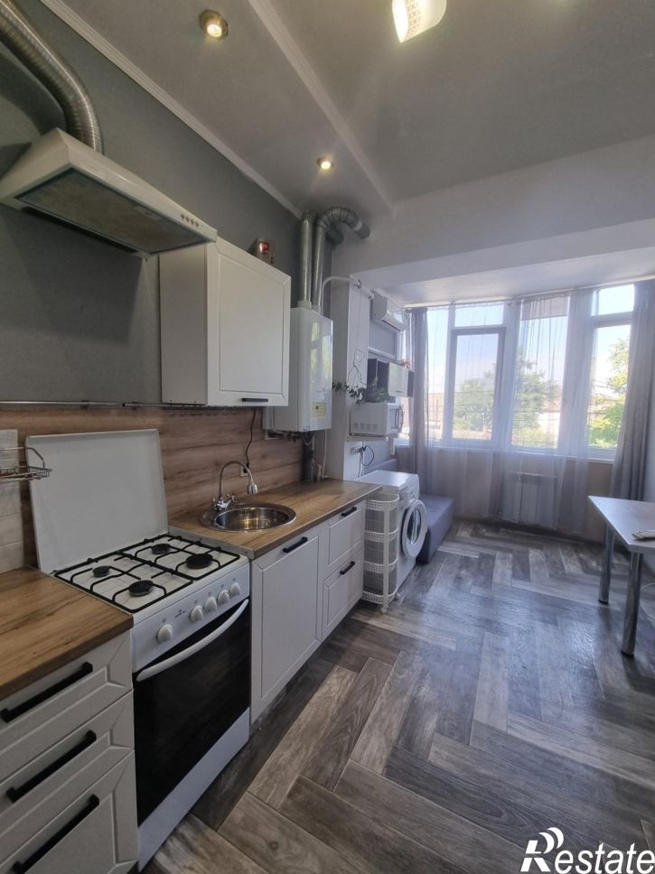 2-комн квартира улица Краснозелёных, 29А