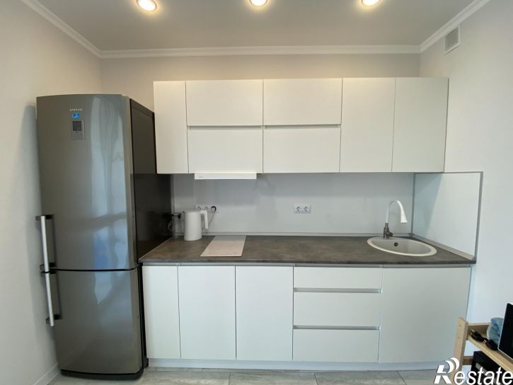 2-комн квартира улица Крылова, 13к2