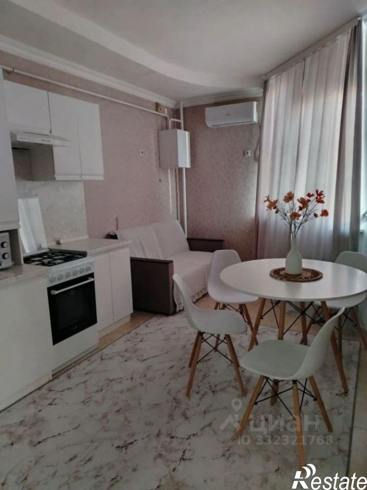 2-комн квартира ул Крылова, 113,  д. 113