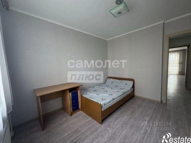 2-комн квартира ул Адмирала Пустошкина, 22 4,  д. 22 4,  к. 4