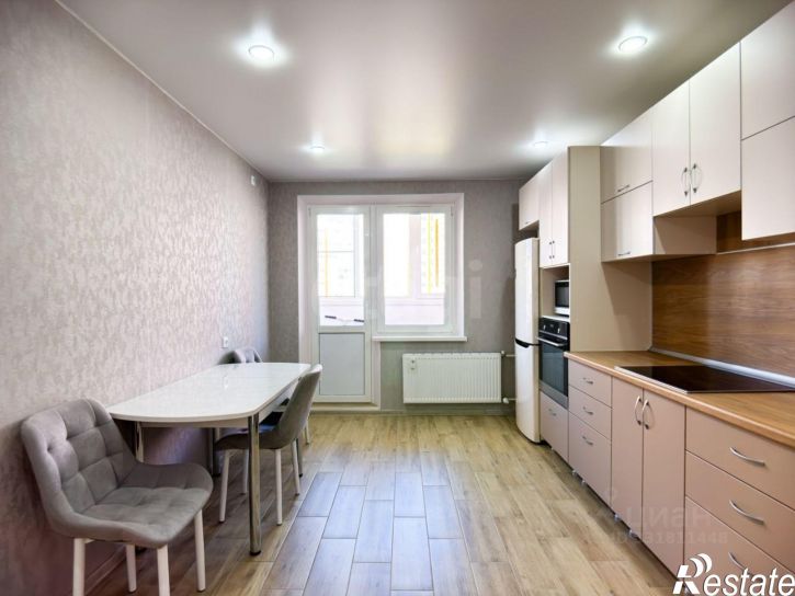 2-комн квартира ул Адмирала Пустошкина, 22 5,  д. 22 5,  к. 5