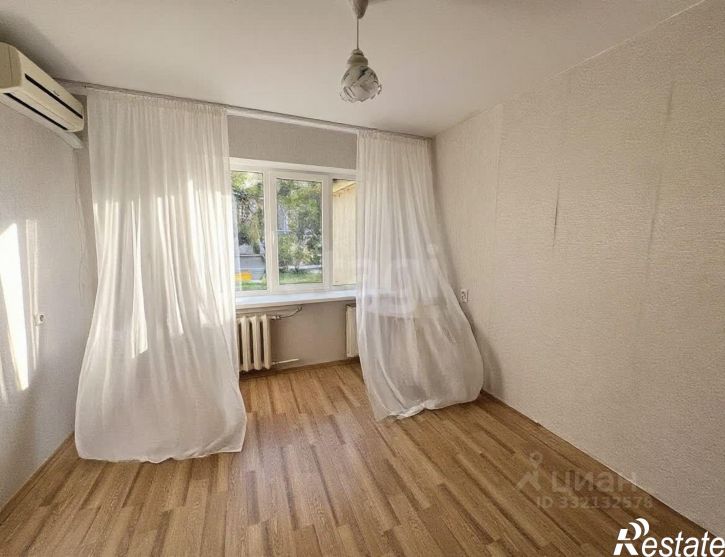 1-комн квартира пр-д Космонавтов, 34,  д. 34