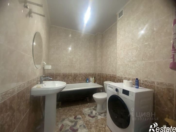 2-комн квартира ул Лазурная, 18,  д. 18