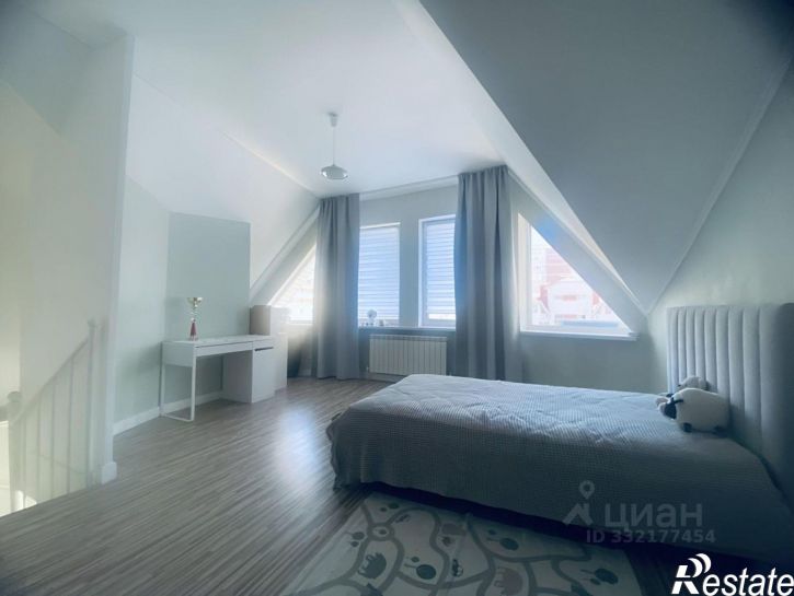 2-комн квартира ул Лазурная, 18,  д. 18