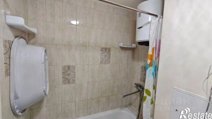 2-комн квартира ул Адмирала Пустошкина, 22 7,  д. 22 7,  к. 7