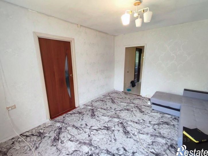 3-комн квартира 12-й микрорайон, 20