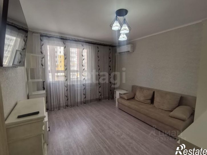 1-комн квартира ул Адмирала Пустошкина, 22 8,  д. 22 8,  к. 8
