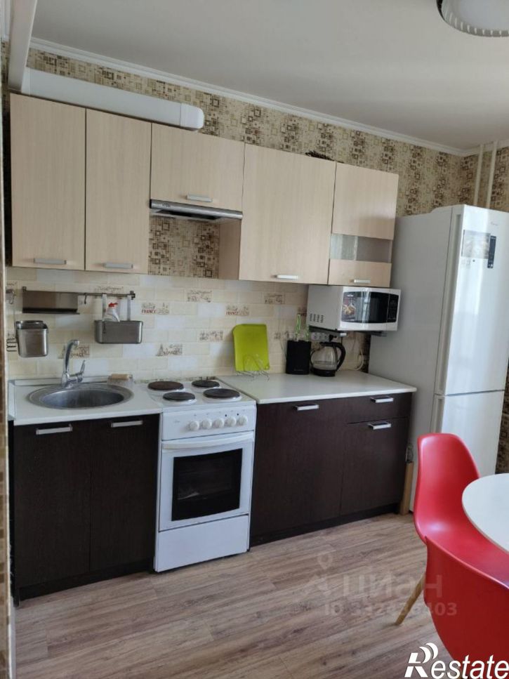 1-комн квартира ул Адмирала Пустошкина, 22 4,  д. 22 4,  к. 4