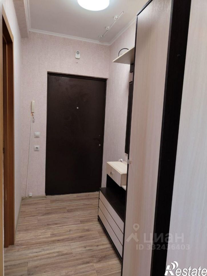 1-комн квартира ул Адмирала Пустошкина, 22 4,  д. 22 4,  к. 4