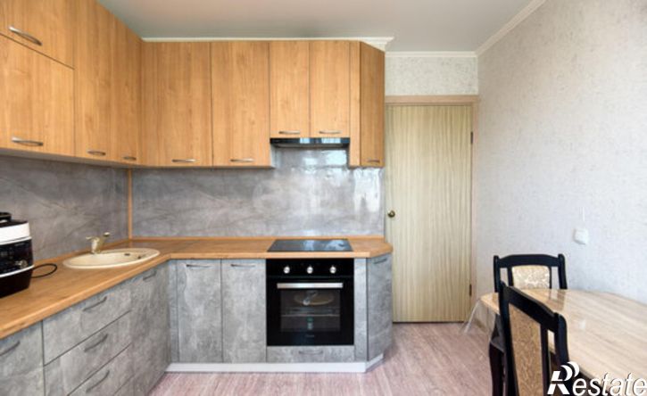 1-комн квартира ул Адмирала Пустошкина, 22 5,  д. 22 5,  к. 5