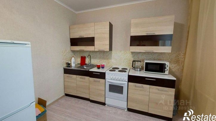 1-комн квартира ул Адмирала Пустошкина, 22 8,  д. 22 8,  к. 8