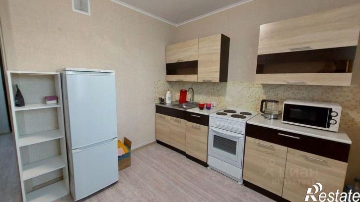 1-комн квартира ул Адмирала Пустошкина, 22 8,  д. 22 8,  к. 8