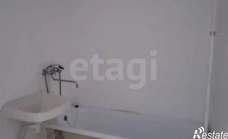 2-комн квартира ул Адмирала Пустошкина, 14,  д. 14