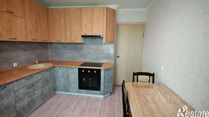 1-комн квартира ул Адмирала Пустошкина, 22 5,  д. 22 5,  к. 5