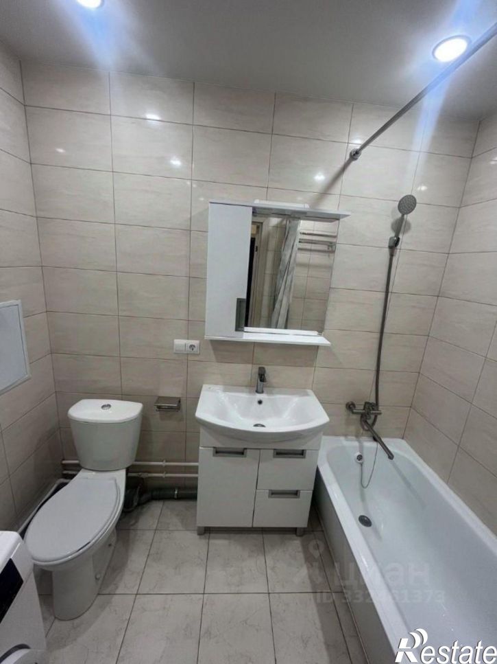 1-комн квартира ул Адмирала Пустошкина, 22 11,  д. 22 11,  к. 11